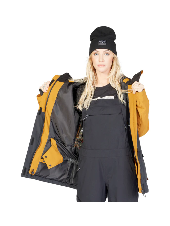 2023 DC Womens Cruiser 10K Insulated Snowboard Jacket - Image 4