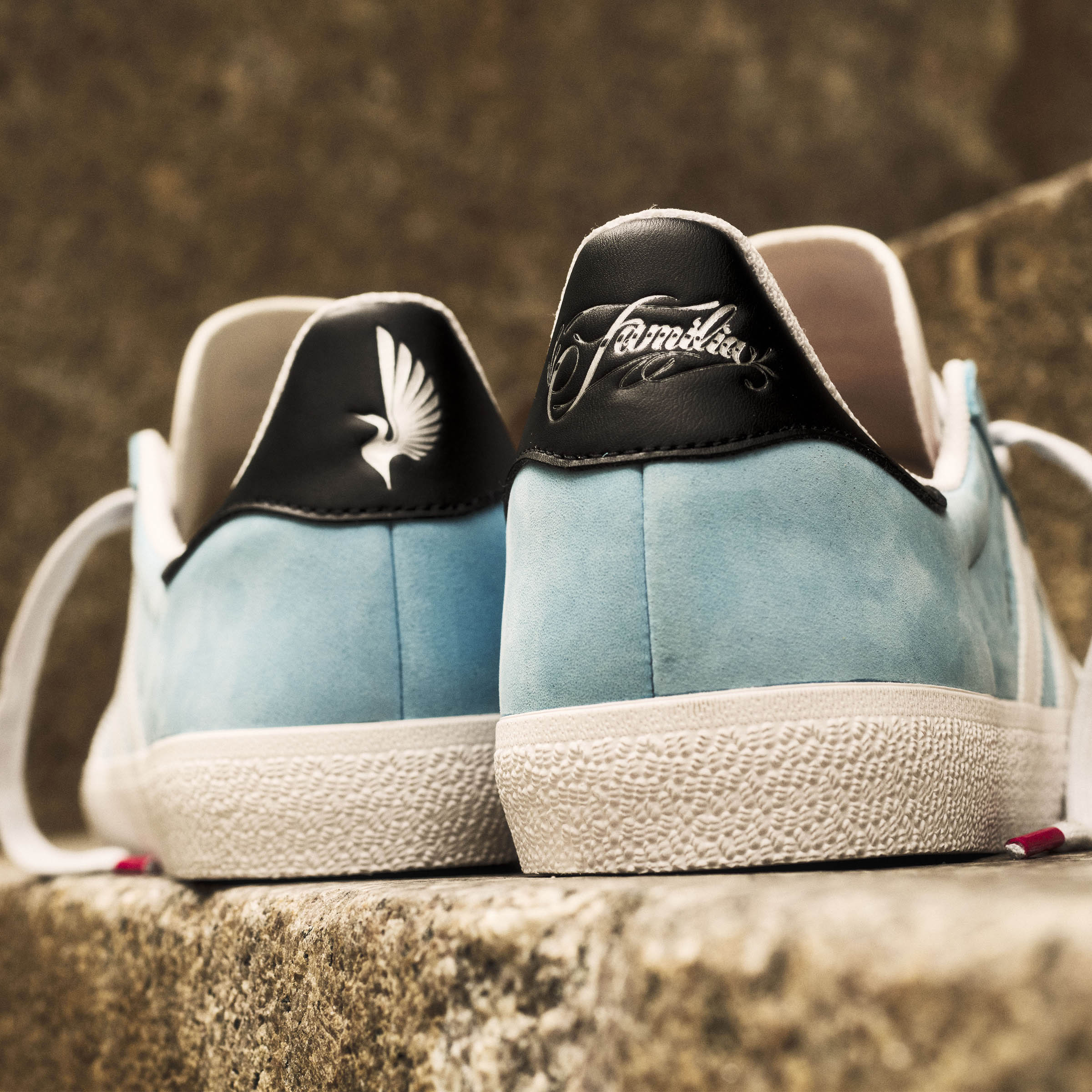 Adidas MNUFC Familia Gazelle - Lt Blue / White / Black - Image 9