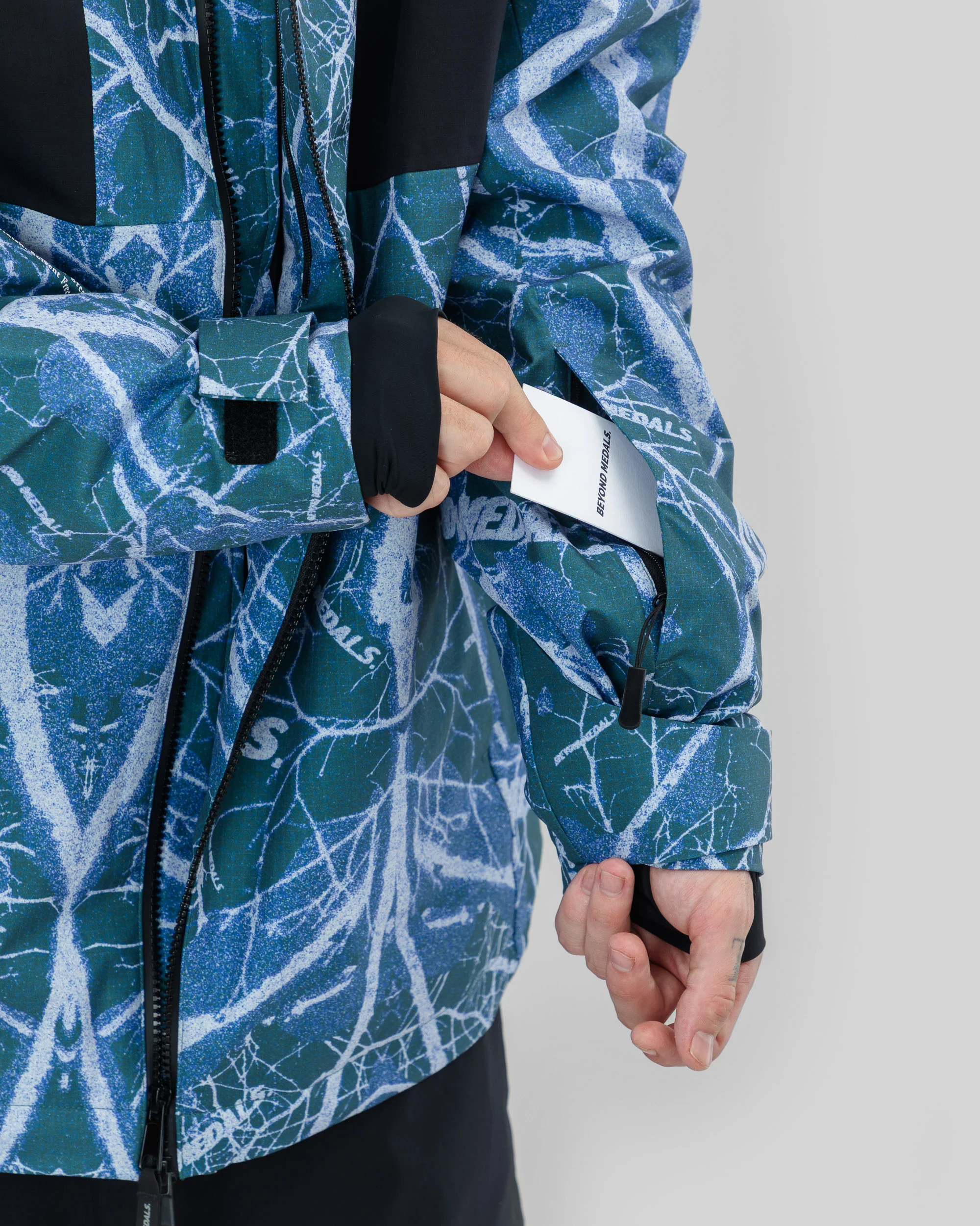 Beyond Medals Fullzip 2L Jacket Shirakaba - Print - Image 6