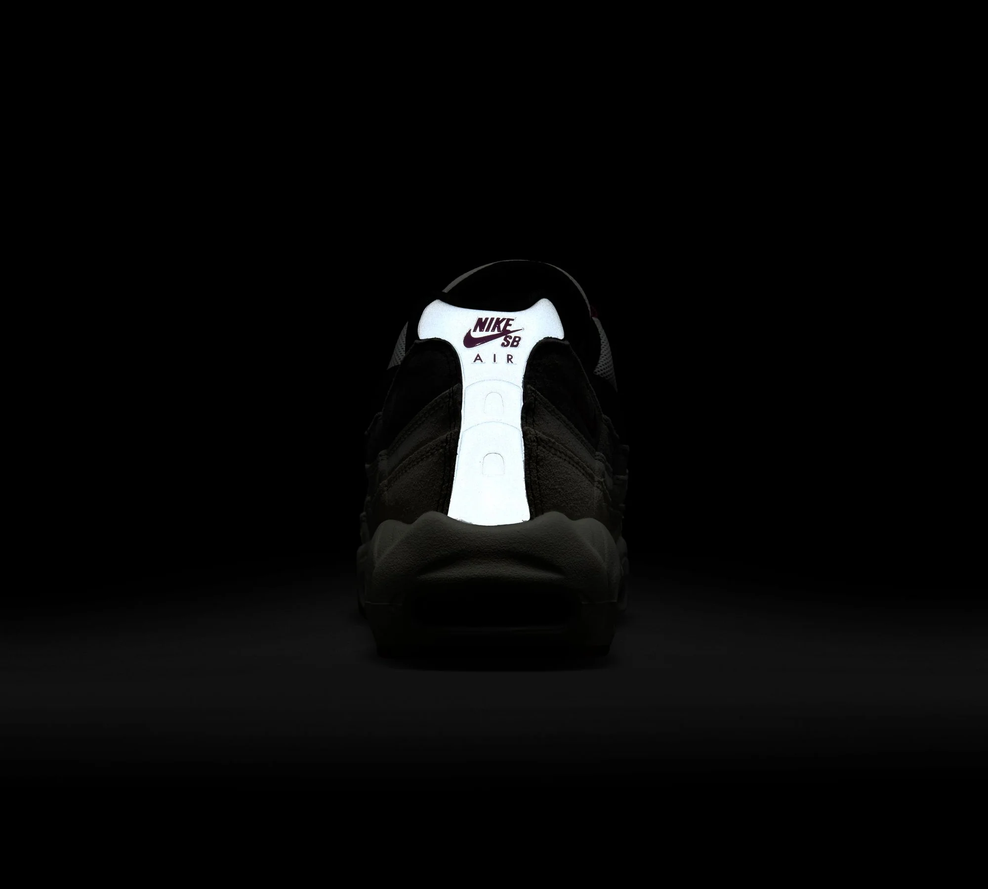 Nike SB Air Max 95 - Summit White / Cactus Flower-Photon Dust - Image 10