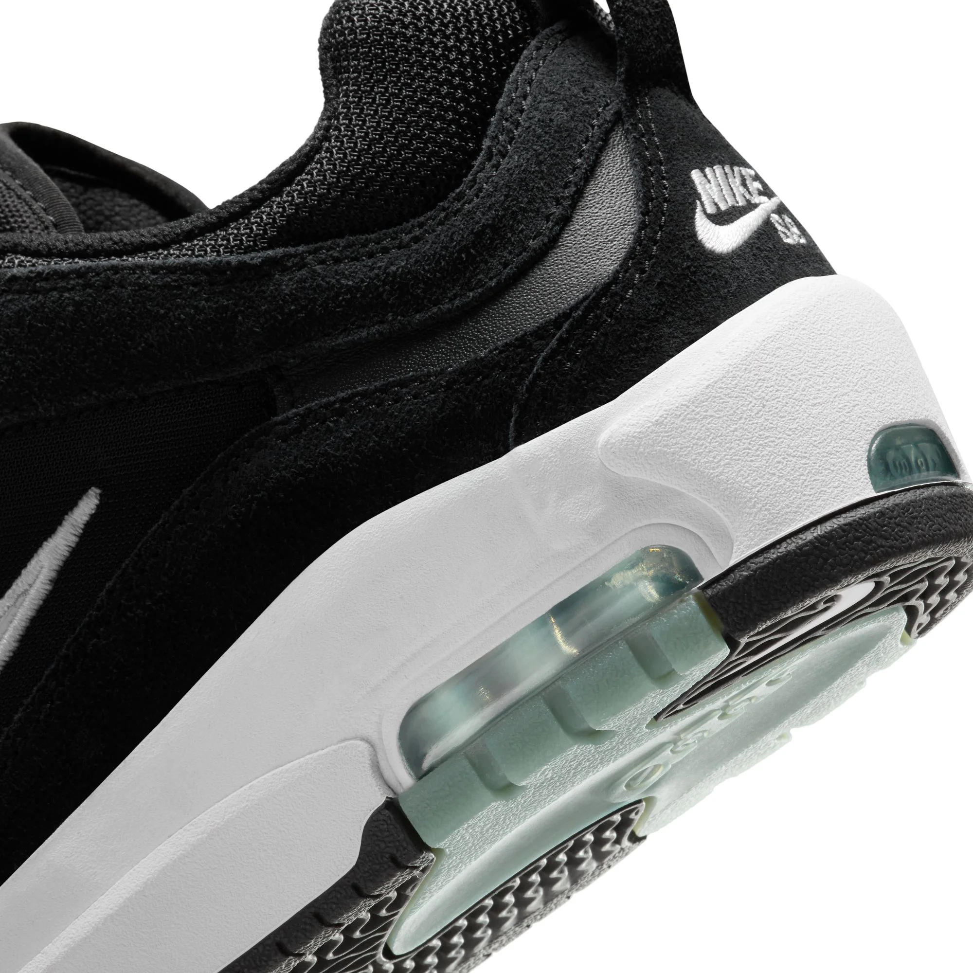 Nike SB Air Max Ishod - Black / White / Black - Image 5