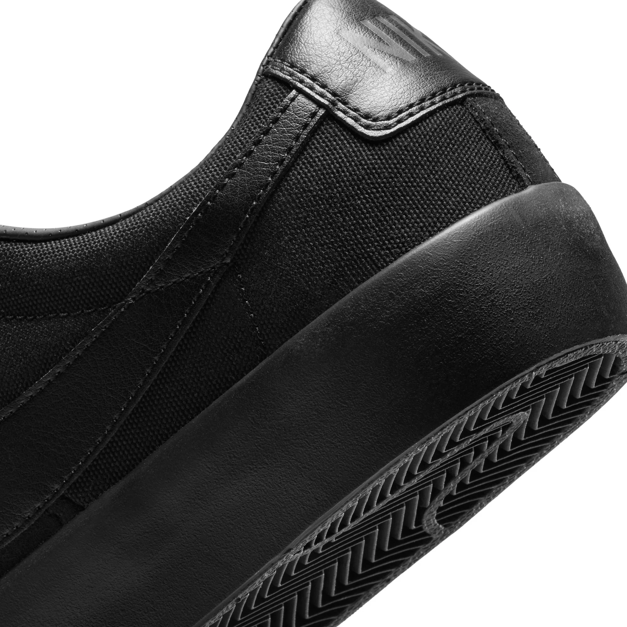 Nike SB Blazer Low GT-Black - Image 7