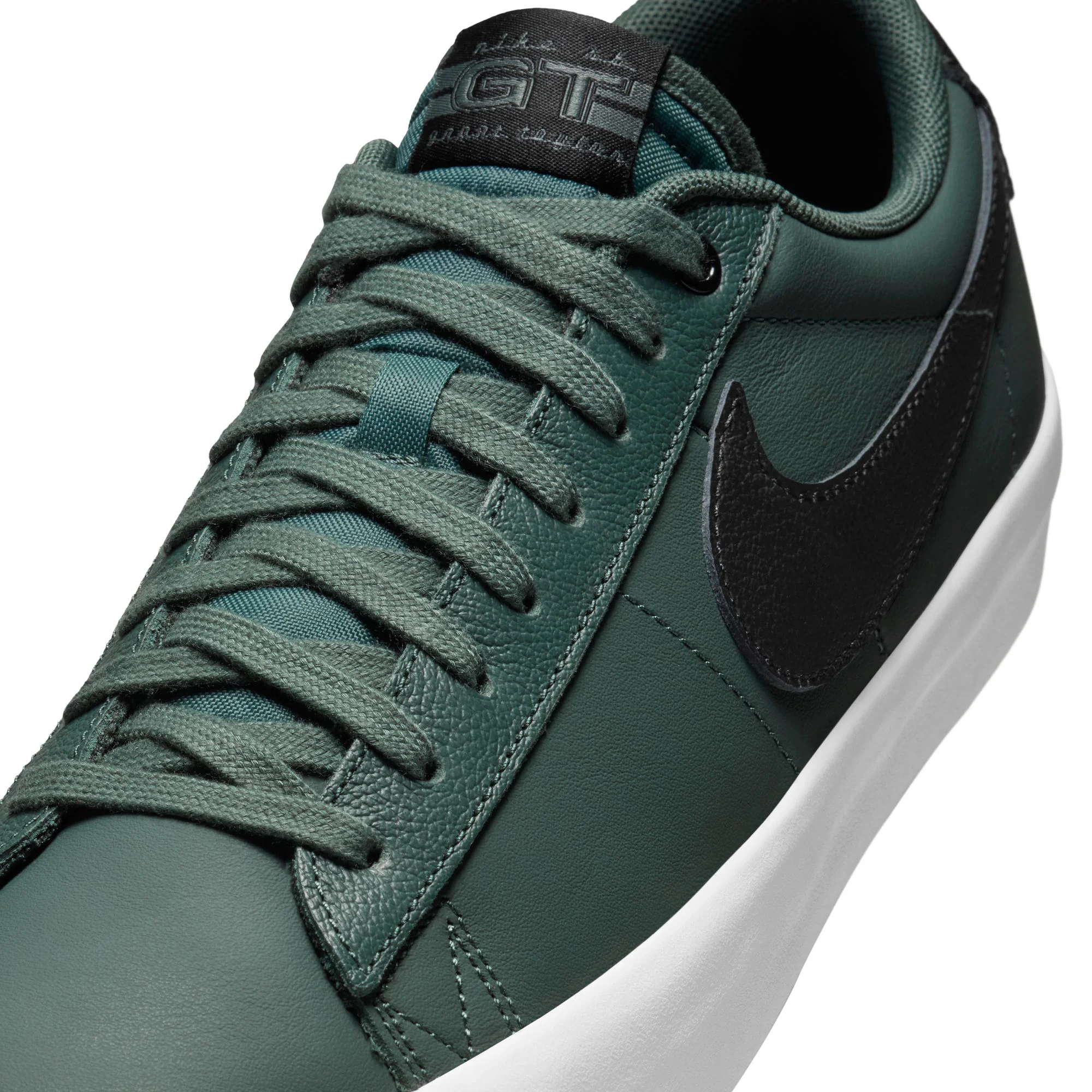 Nike SB Blazer Low Pro GT - Vintage Green / Black - Image 6