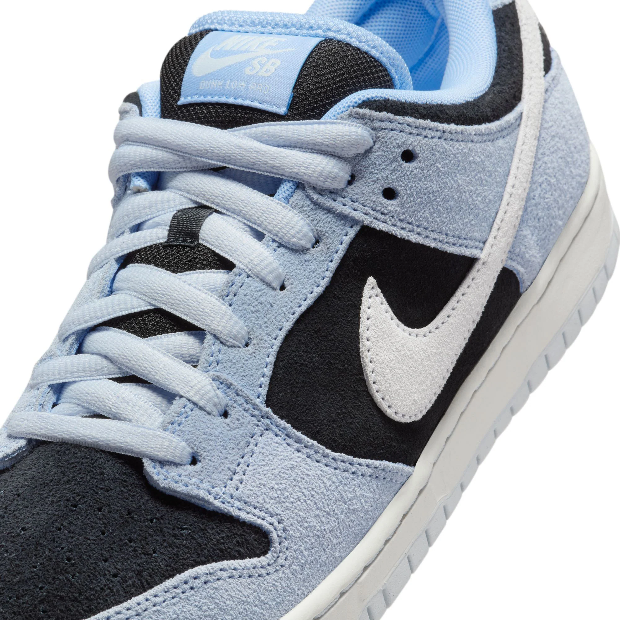 Nike SB Dunk Low Pro - Aluminum / Black / Football Grey - Image 6