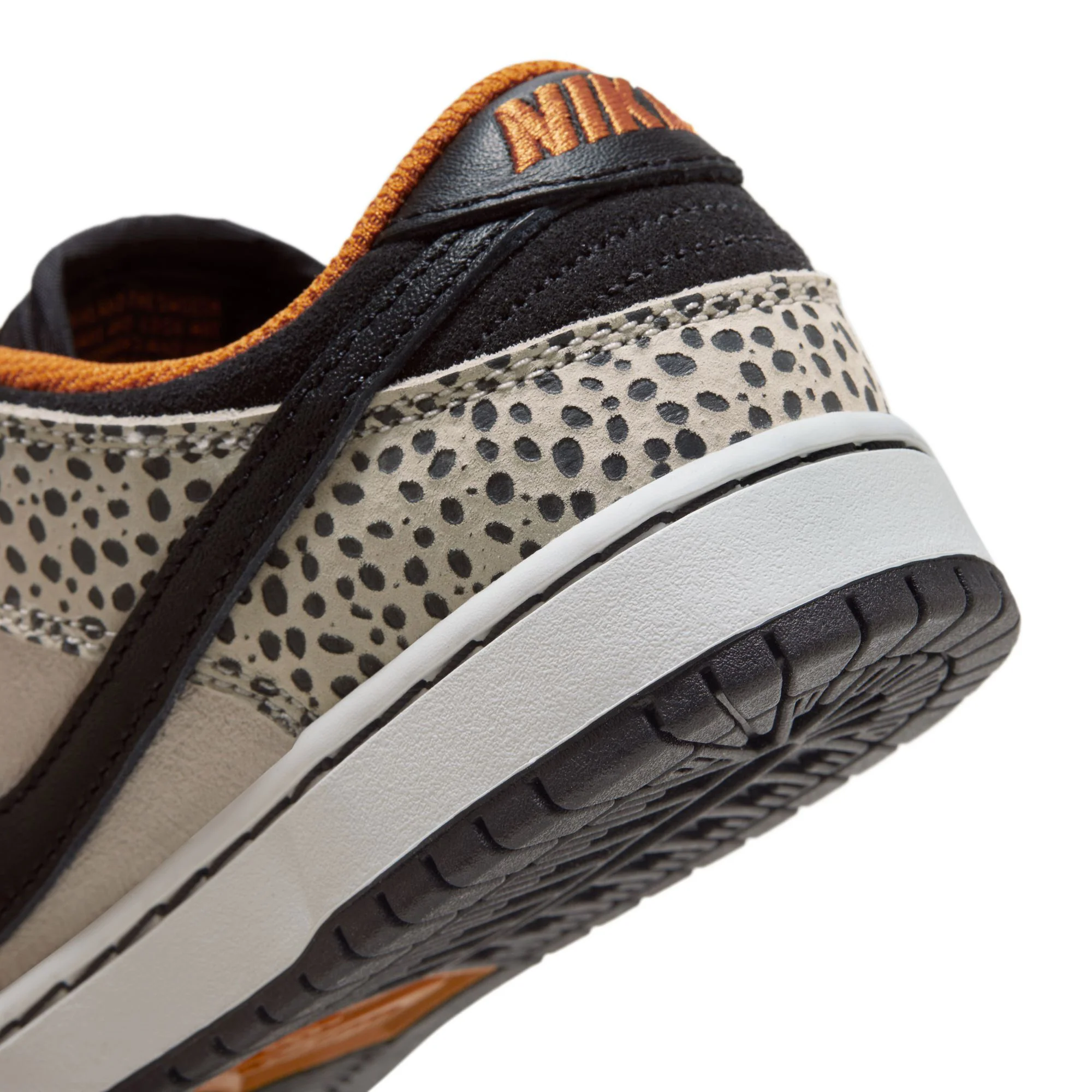 Nike SB Dunk Low Pro QS PS/Youth - Electric Phantom / Black - Image 7