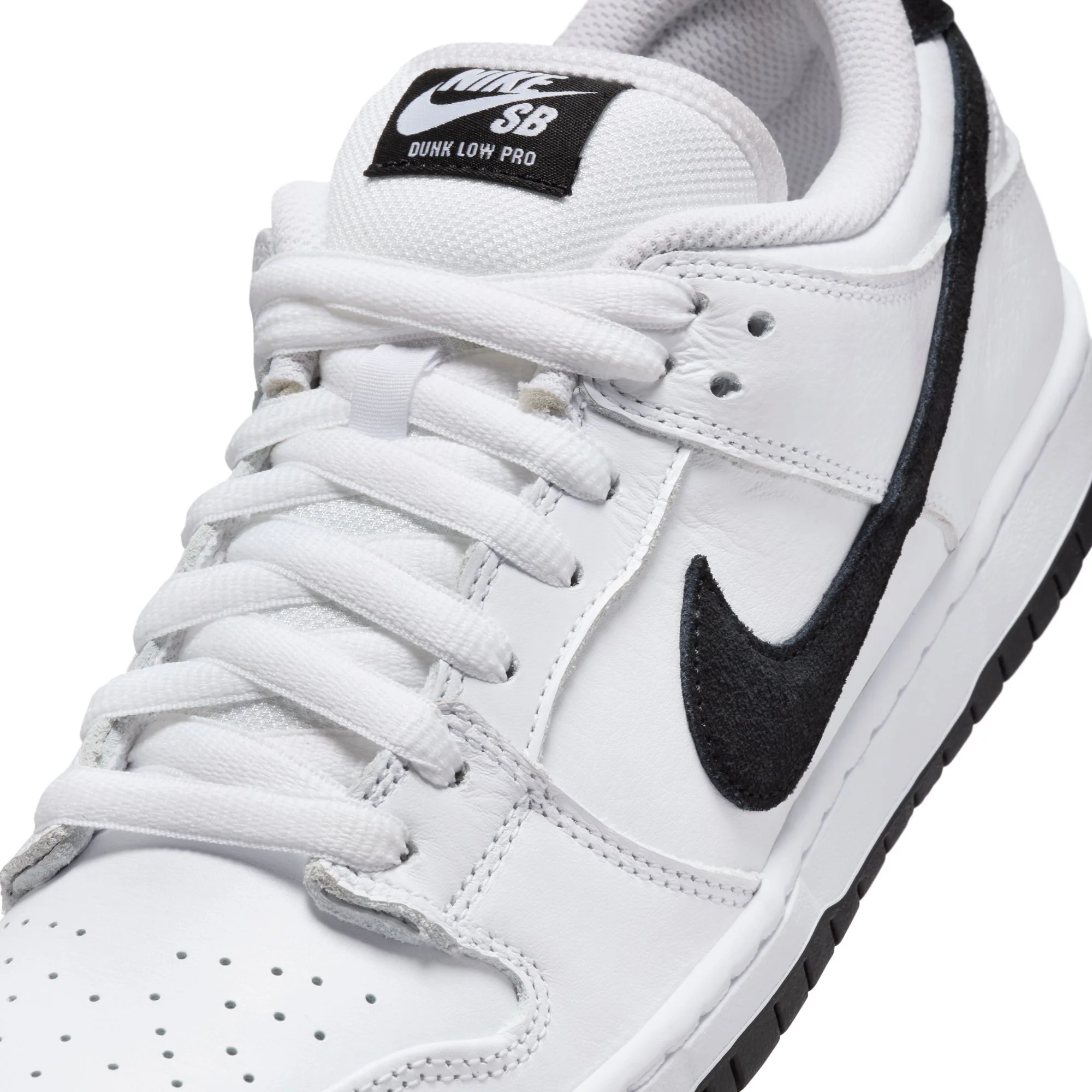 Nike SB Dunk Low Pro - White / Black  '25 - Image 6