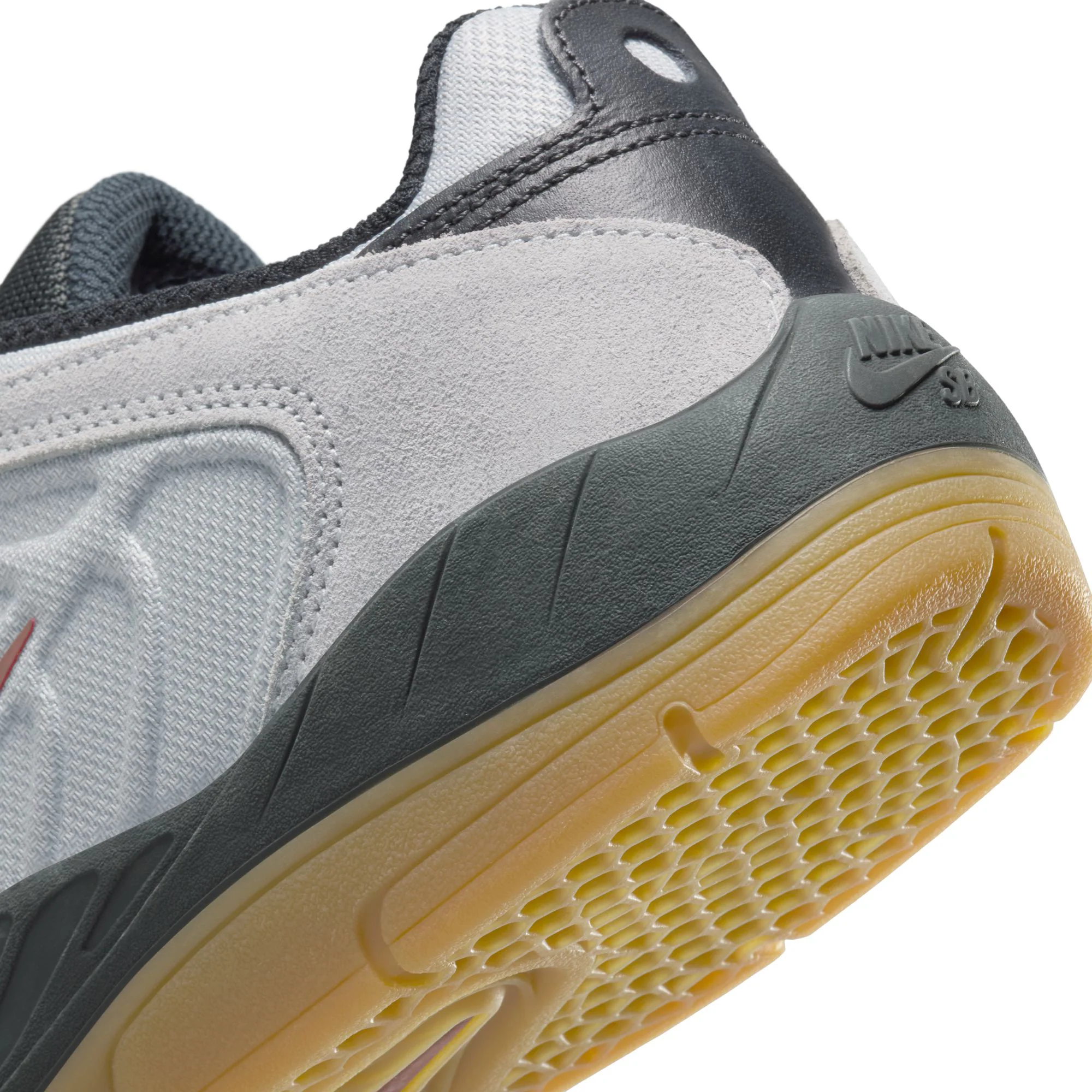 Nike SB Vertebrae - Lt Smoke Grey / Dk Team Red - Image 7