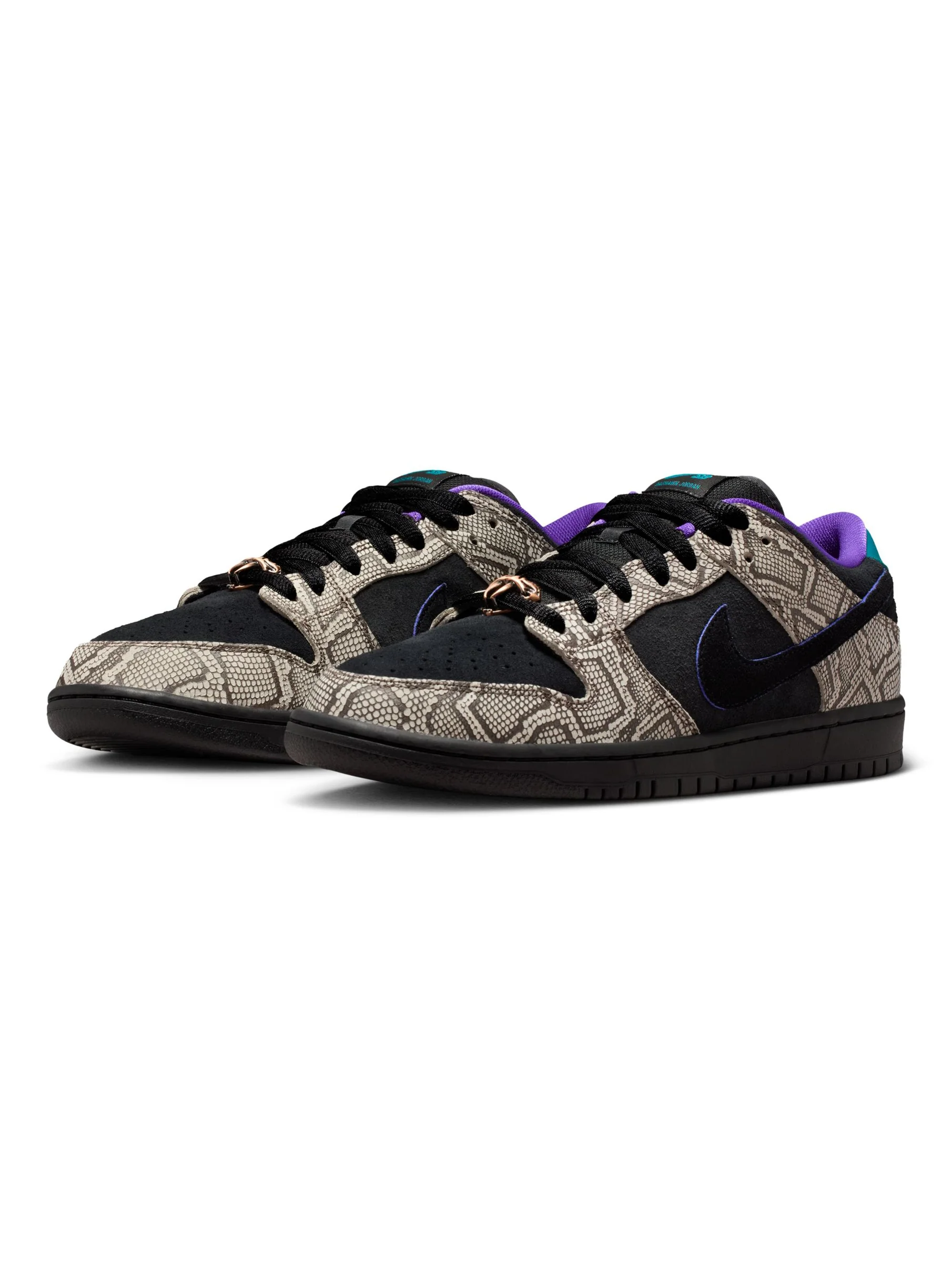 Nike SB x Dashawn Jordan Dunk Low Pro - String Black / Bright Spruce / Fierce Purple - Image 2