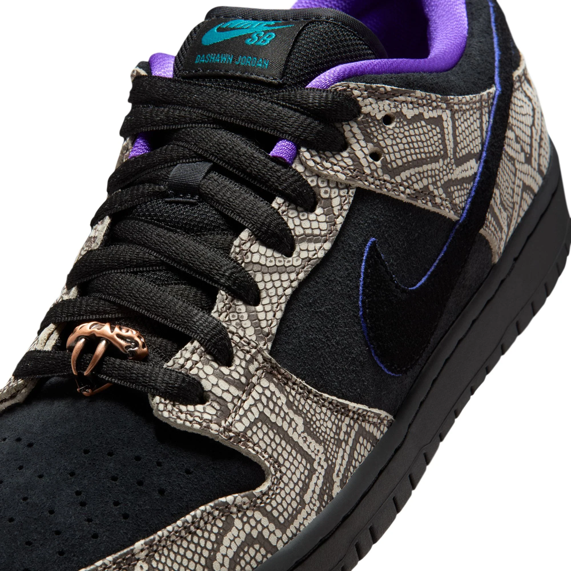 Nike SB x Dashawn Jordan Dunk Low Pro - String Black / Bright Spruce / Fierce Purple - Image 6