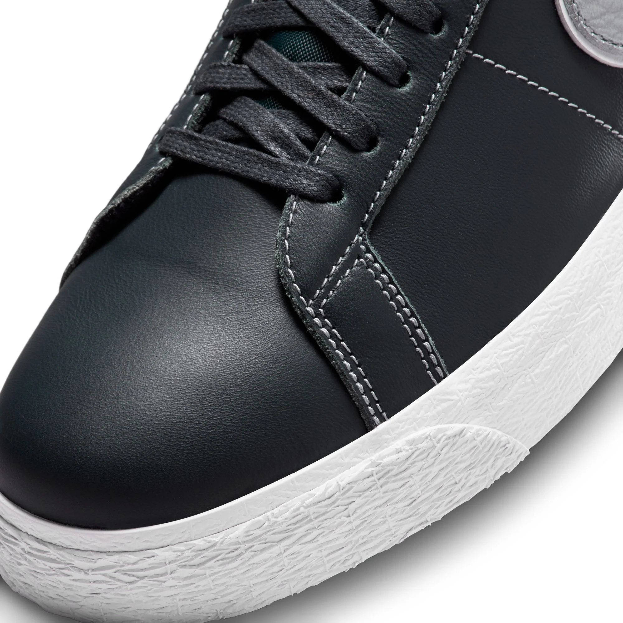 Nike SB Zoom Blazer Mid x Mason Silva - Image 6