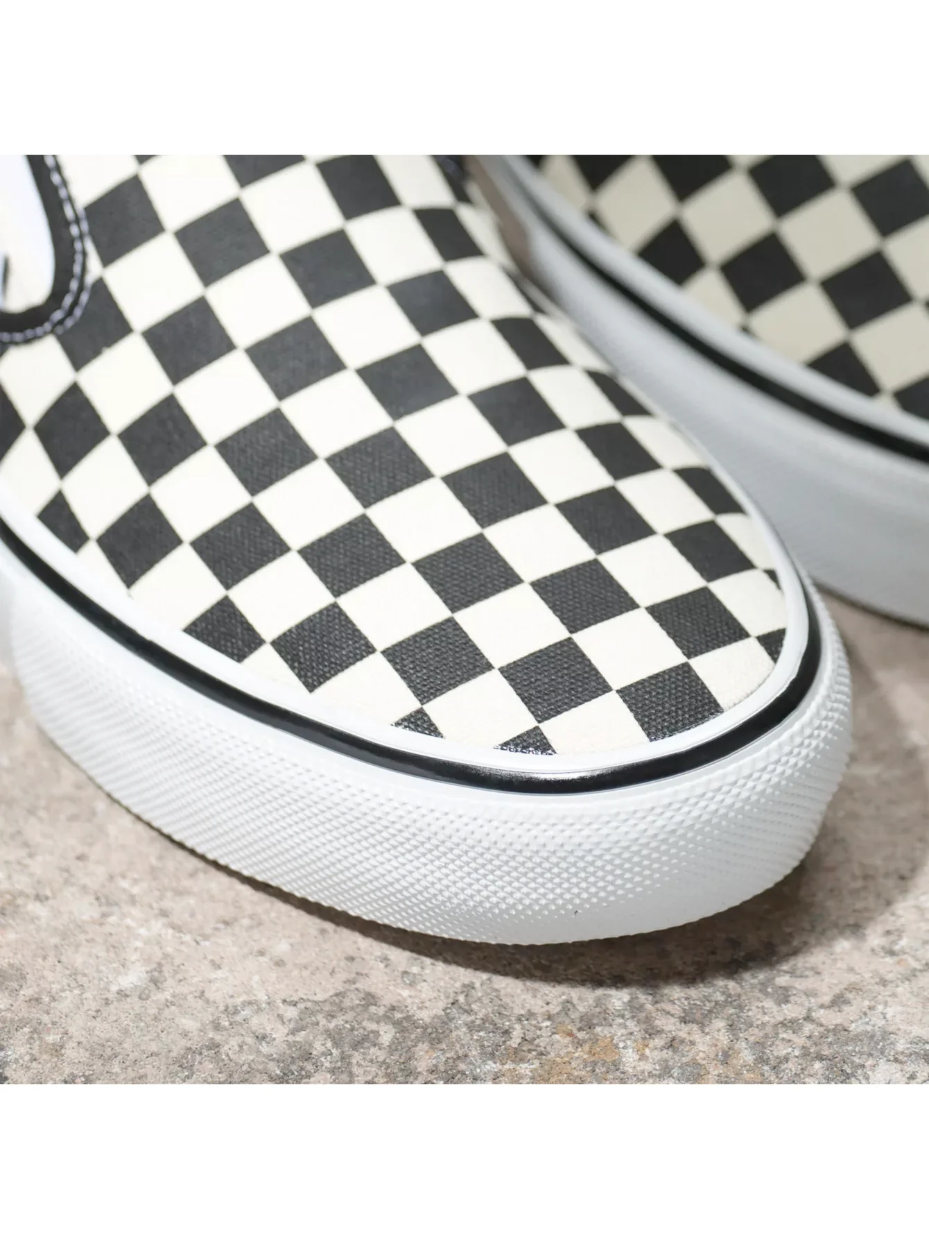 Vans Skate Slip On - Checkerboard Black / White - Image 6