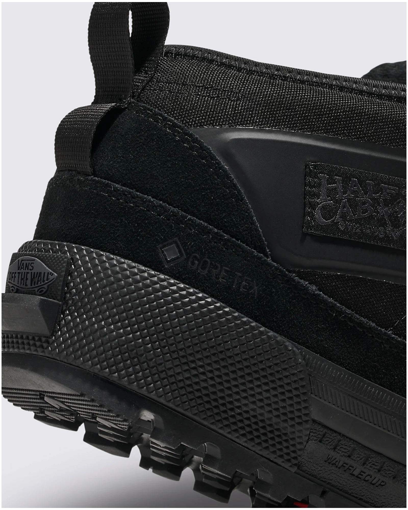 Vans Half Cab MTE Gore-Tex - Black / Black - Image 5